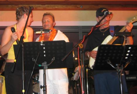 Party 249b.jpg   22kb   26.03.2021 22:26:05